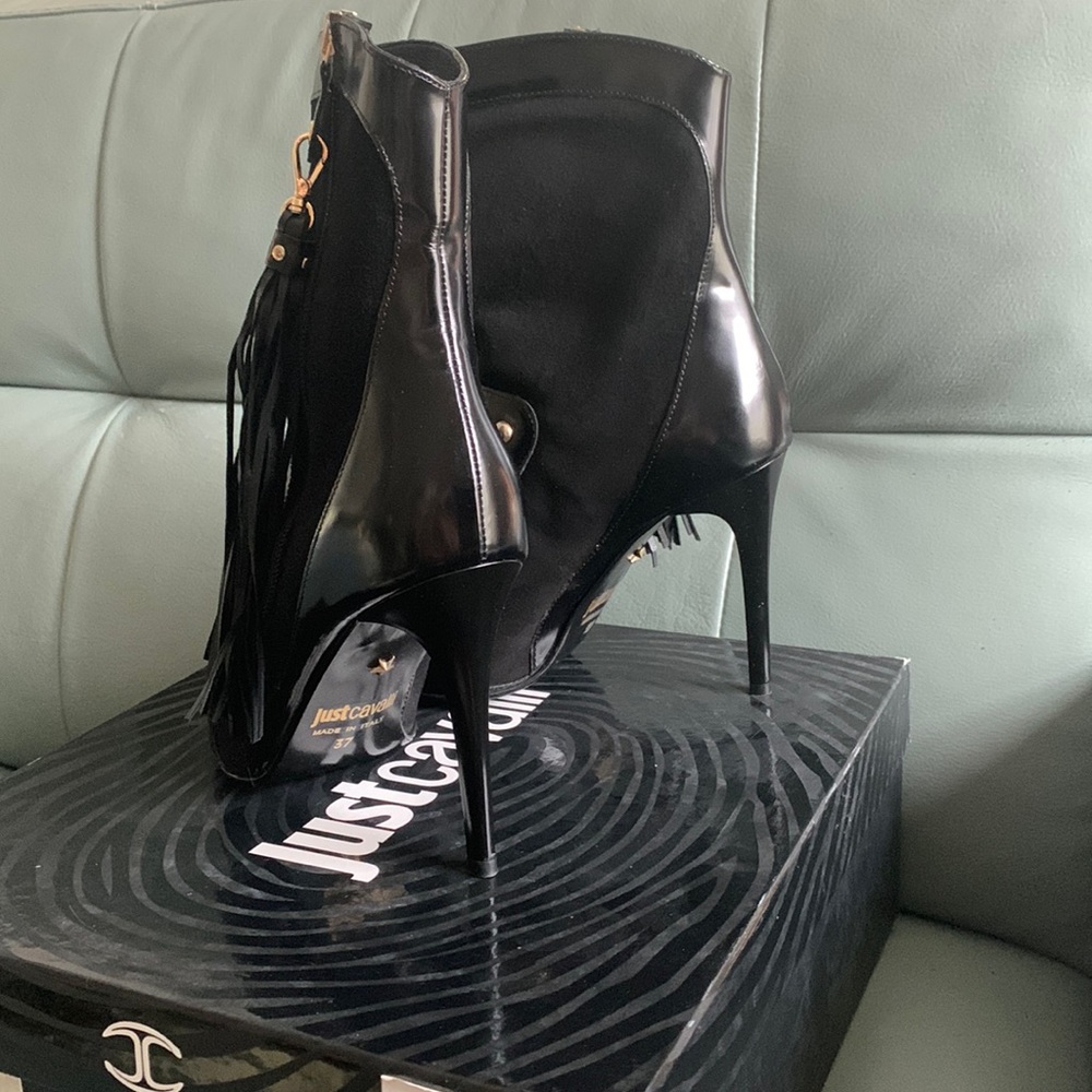 Just Cavalli Paneled Leather and Suede Boots - Picture 7 of 16